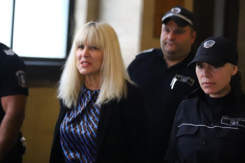 Съдебният състав счете че поисканото по рано днес от обвиняемата Елена