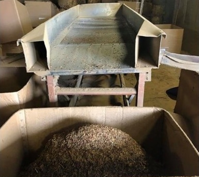 Близо тон контрабанден тютюн иззе полицията при спецакция на входа