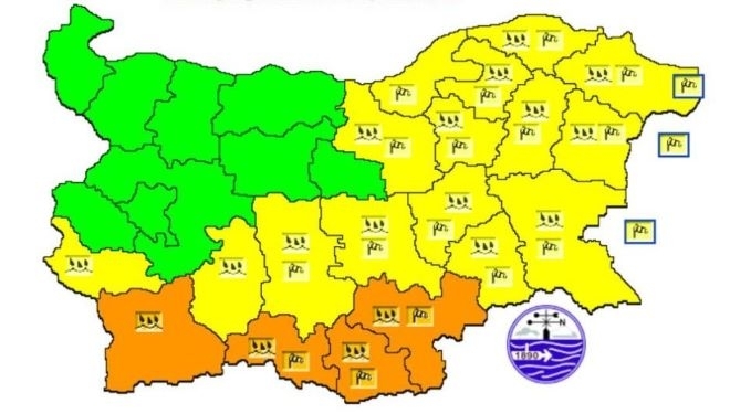 В неделя ще има краткотрайни временно интензивни валежи от дъжд