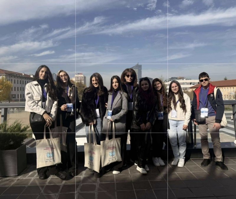 Ученици от ППМГ-Враца участваха в Международен биомедицински конгрес /снимки/