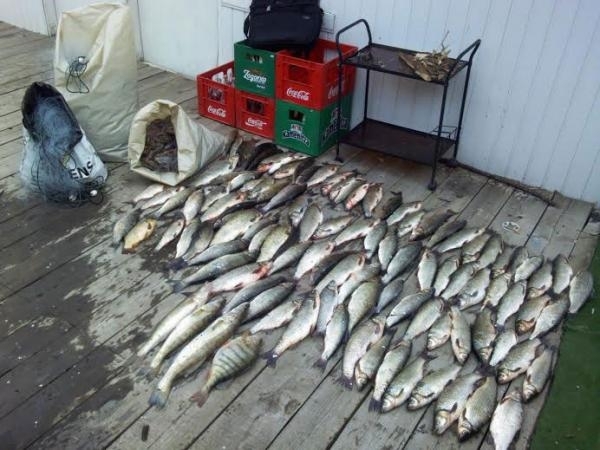 Инспектори от ИАРА и полицаи успяха да върнат в язовир