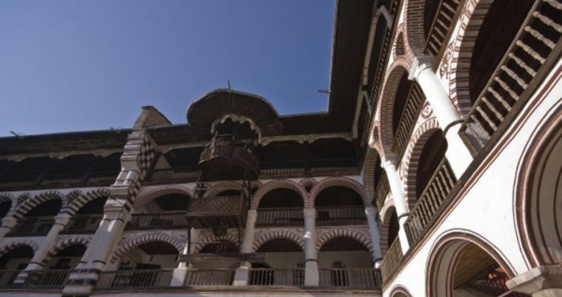 Епархийският съвет на Софийската митрополия забрани на двама монаси от