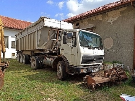 НАП Монтана продава на търг камион научи BulNews Товарният автомобил Мерцедес се