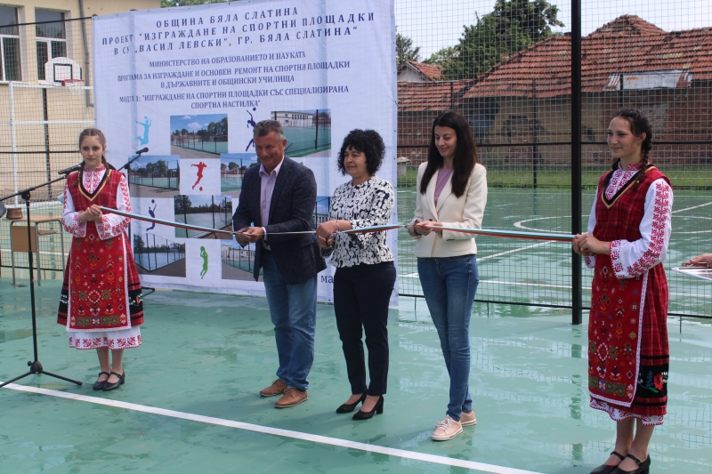 В последните години Бяла Слатина трайно промени своята визия Това