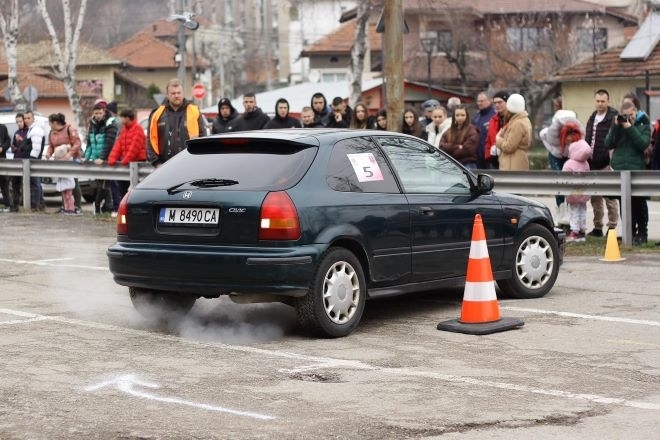 Ден след 8 март в Монтана се проведе традицонното осмомартенско