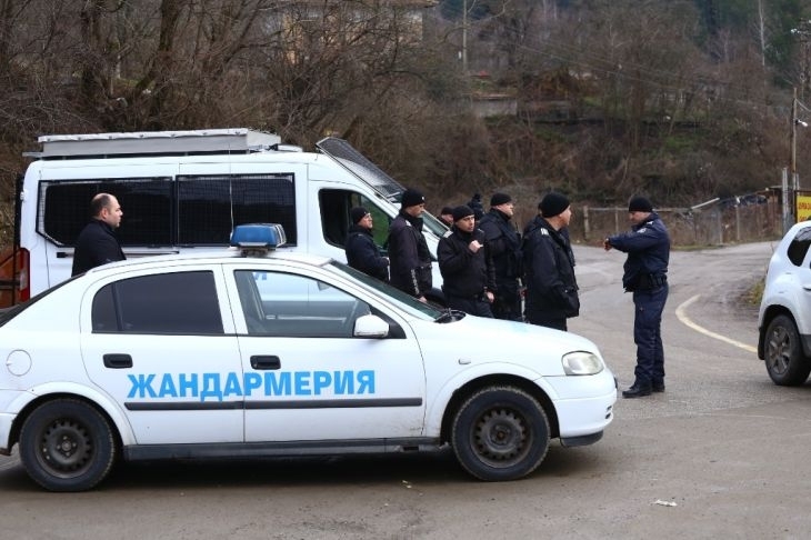 Полицията издирва Румен Георгиев Запрянов във връзка с извършено тежко