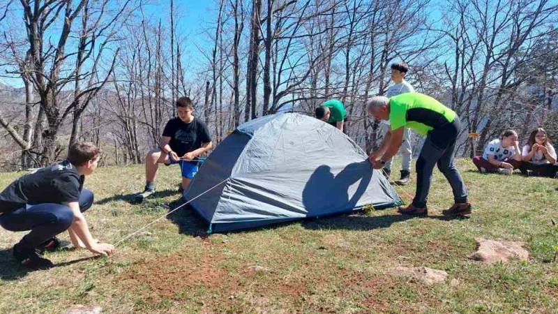 Деца прекараха 5 дни на лагер в Балкана над Враца без мобилни телефони