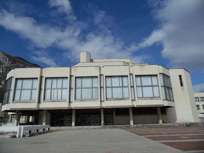 Врачанският театър продължава традицията с детските постановки всяка събота