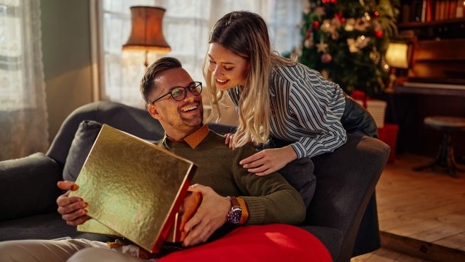 Купуването на подаръци безспорно е една от най забавните задачи която