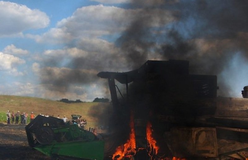 Пожар пламна в Монтанско съобщиха от полицията Вчера следобяд е получен