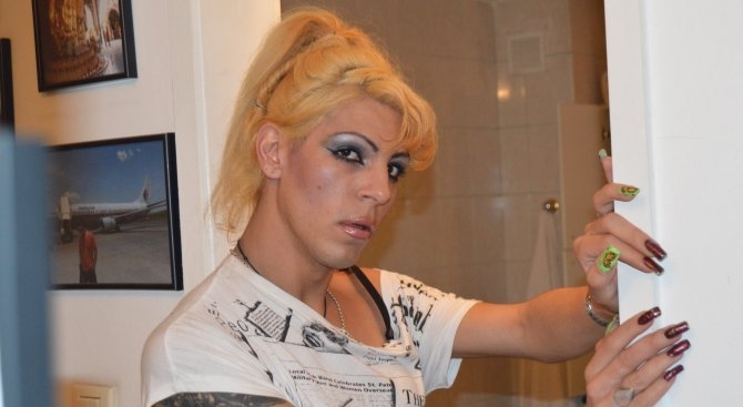 30 годишната транссексуална пловдивчанка Алисия Георгиева с мъжко име по лична