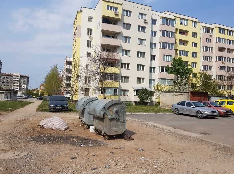 Жителите на най-големия квартал във Враца – „Дъбника“, пропищяха от