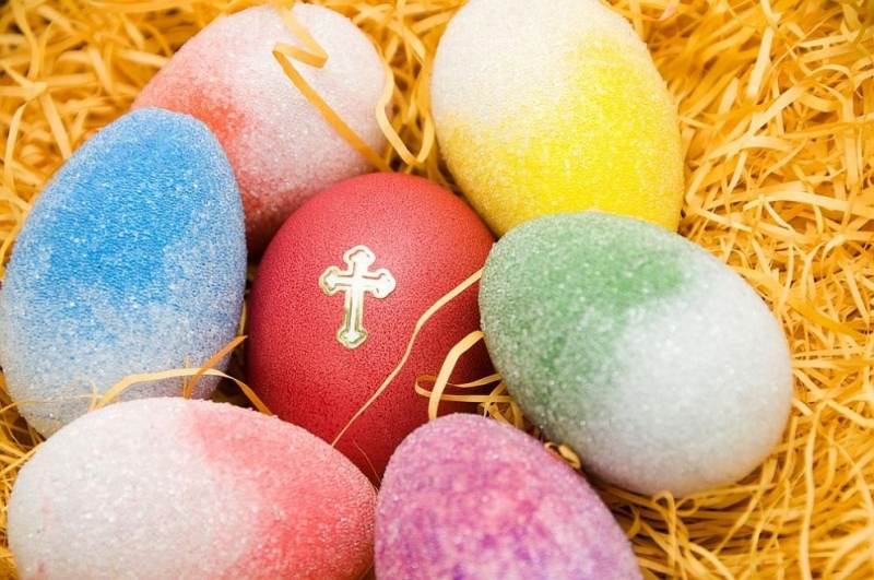 По традиция великденските яйца се боядисват на Велики четвъртък или