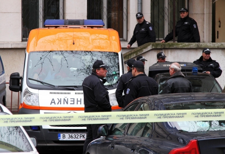 Момченце на 2 години и половина почина след като е