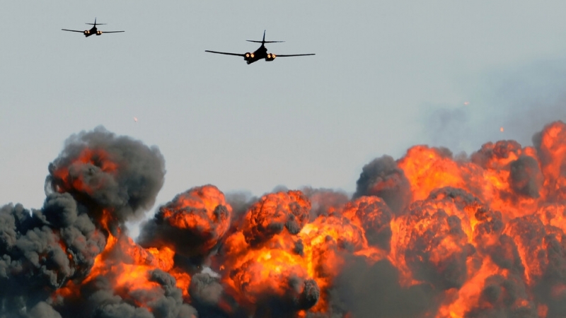 Израелските сили за отбрана нанесоха въздушен удар по бежанския лагер