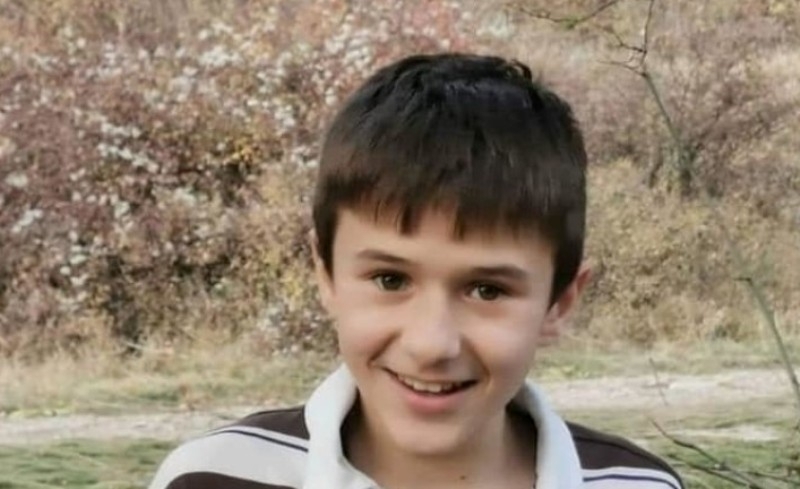 Продължава издирването на 12 годишния Александър от Перник Момчето е изчезнало в района