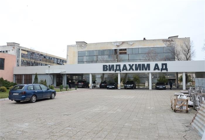 Частен съдебен изпълнител обяви на търг машини и коли собственост