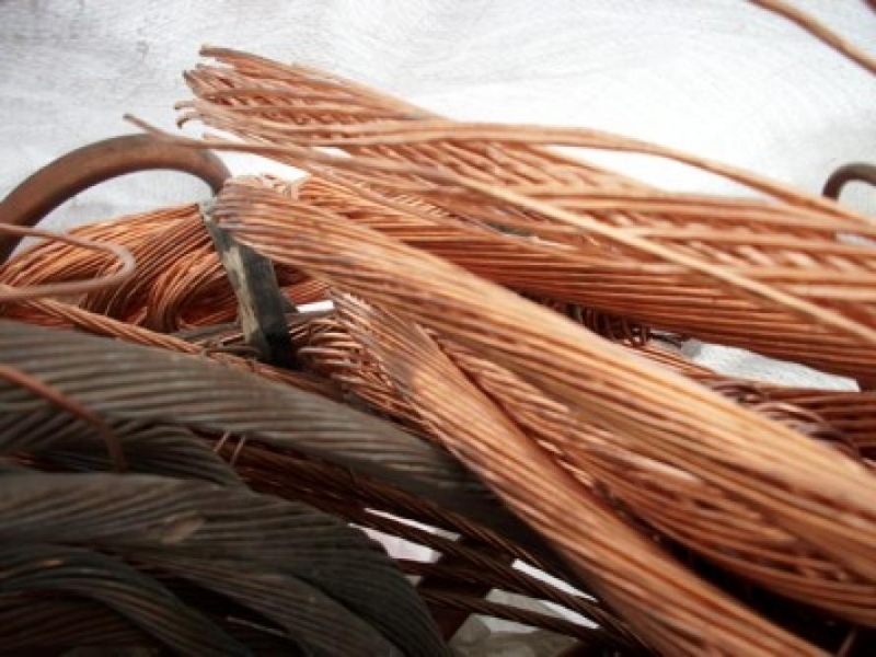 Крадец остави без ток производствено хале в ломския квартал Младеново