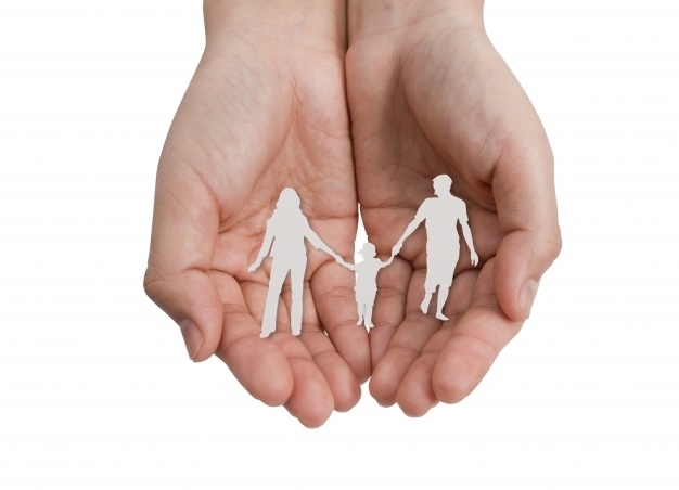 Момче родено в Лом и осиновено в чужбина търси биологичните