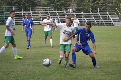 Юношите старша възраст на Първа Атомна загубиха при резултат 2 1