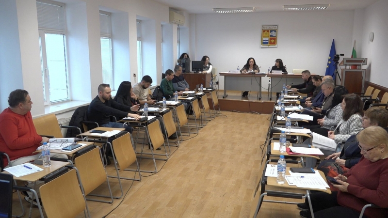 Общински съвет ОбС Мездра проведе първото си заседание за 2026