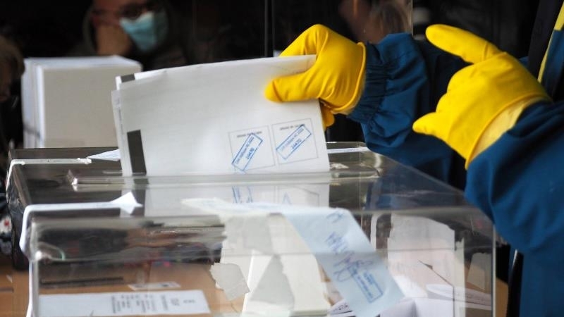 Коалицията ГЕРБ СДС получава 26 07 от гласовете а Има такъв народ