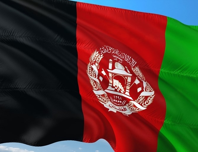 Централната избирателна комисия в Афганистан заяви че президентските избори през