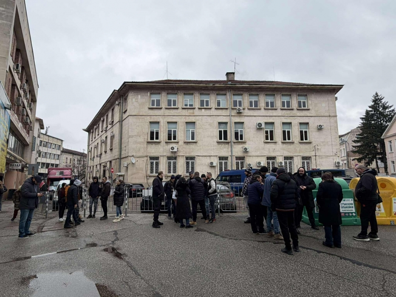 Нов протест във Враца организираха близки на загиналия в жестоката