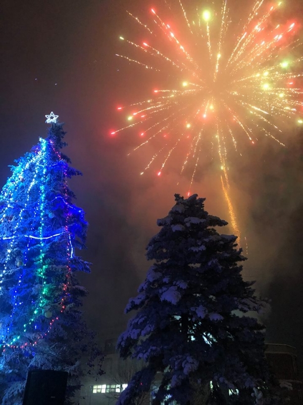 Всеки ден от 2 до 5 декември се провеждаха празнични