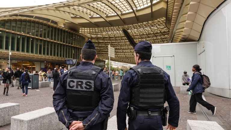 Заради фалшивите бомбените заплахи през последните 48 часа френските власти