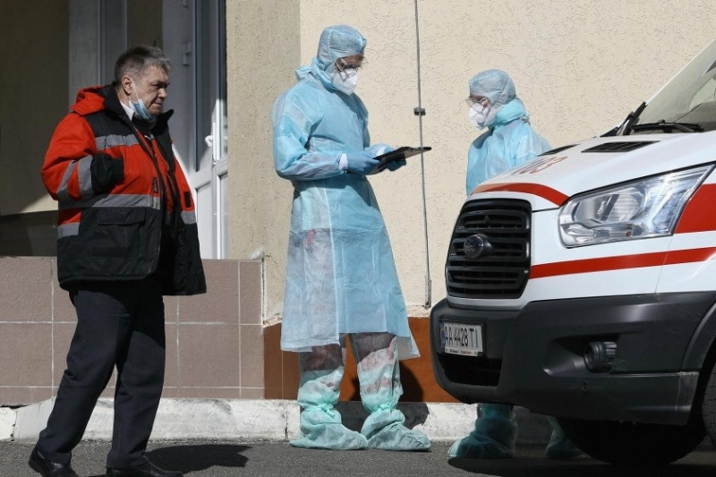 Румъния обяви нови мерки срещу COVID 19 От понеделник маските стават