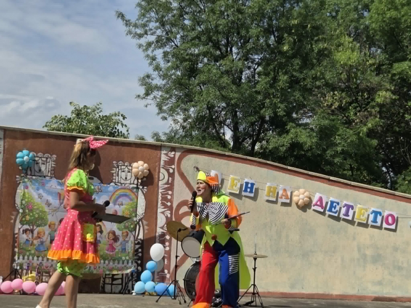 Оряхово отбеляза Деня на детето с игри и незабравими приключения /снимки/