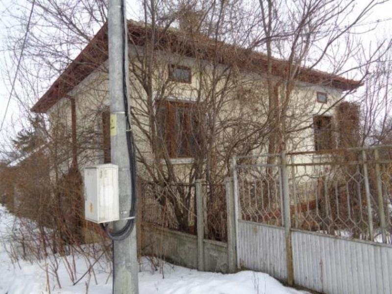 Частен съдебен изпълнител обяви на търг къща във Видинско научи