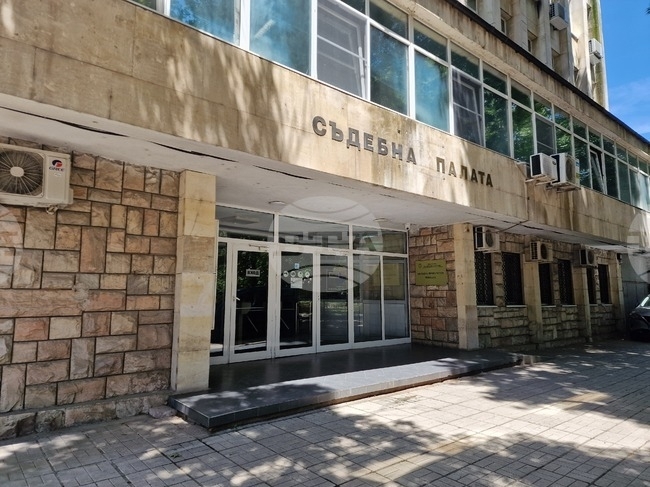 Пред Общото събрание на съдиите на Окръжен съд – Монтана