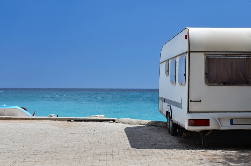 Винетки и за караваните ще бъдат въведени от догодина Това