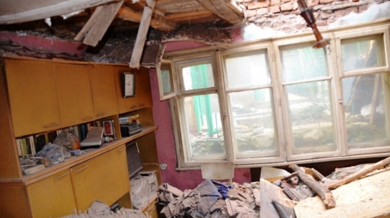 Комисия от експерти в областта на строителството както и представители