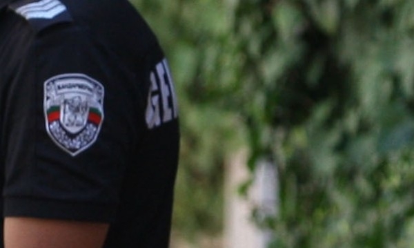 Полицаите и военните взимат двойно по високи пенсии от средните за