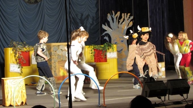 Тазгодишният детски фестивал на изкуствата Лачени обувки няма да се