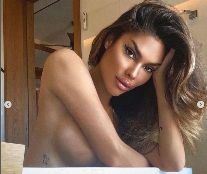 Известната моделка – Елба Пресколи сподели предизвикателни кадри в инстаграм За