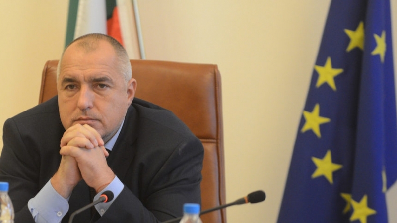 Депутатите да заседават през август не е прецедент Само през