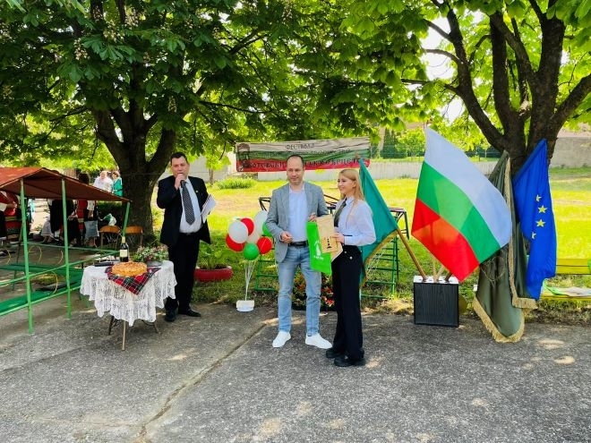 За пета година Паволче е домакин на Фестивал на патриотичното творчество /снимки/