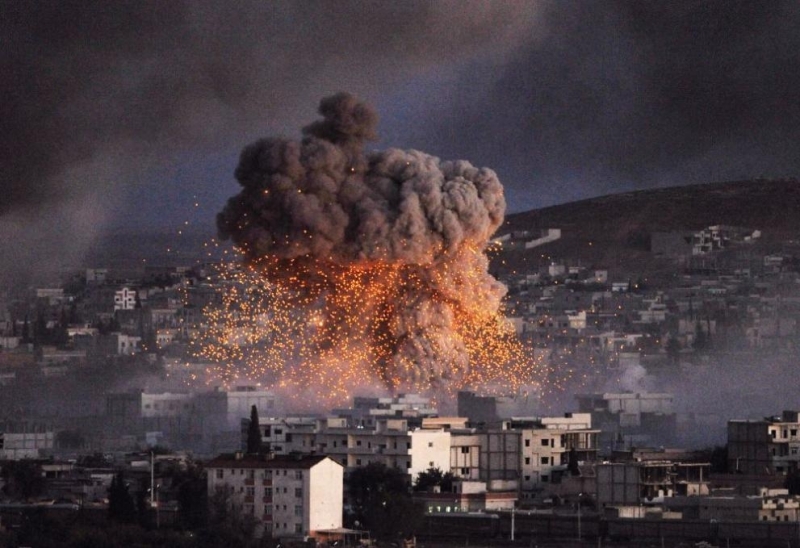 САЩ нанесоха въздушни удари в Сирия по обекти в близост