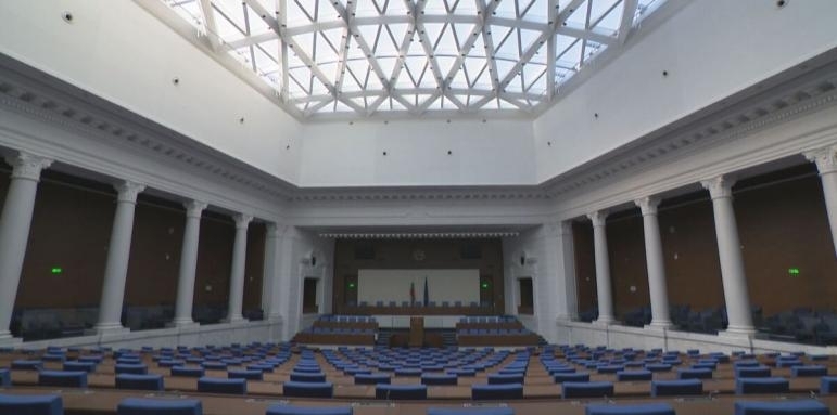 Спорове в парламента дали да изпратим нова военна помощ на Украйна