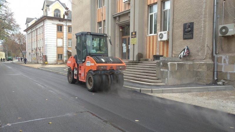 Ремонтирането на улици няма да спира и през зимния период