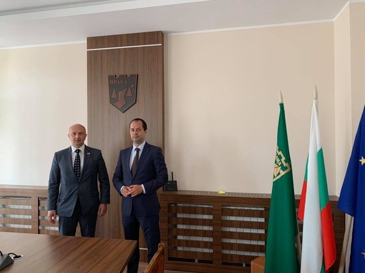 Кметът на Враца Калин Каменов проведе среща с Негово превъзходителство