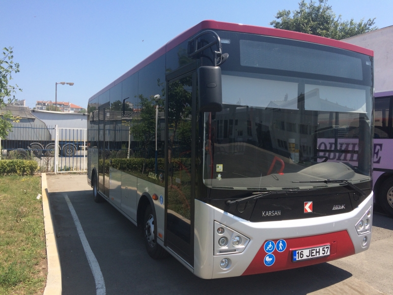 Частен съдебен изпълнител обяви на търг имущество на фалирал шивашки