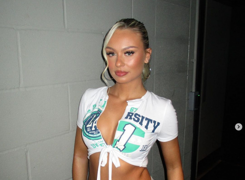 Английският национал Коул Палмър се отдаде на заслужена почивка след