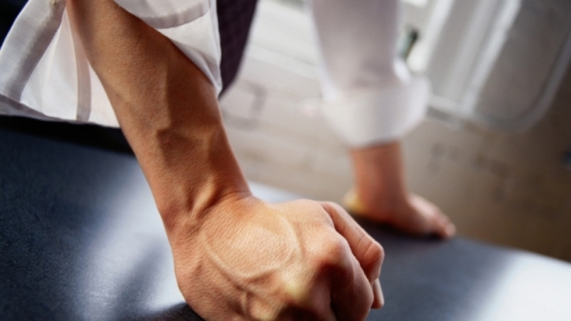 Баща ще бъде съден за нарушаване на заповед за защита