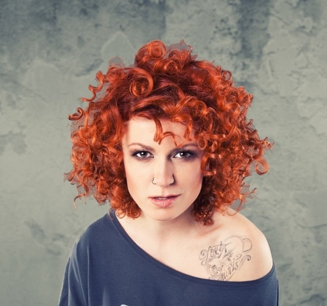 Люси Дяковска призна: Правила съм групов секс