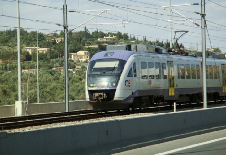 Една жена е мъртва а други две са сериозно ранени